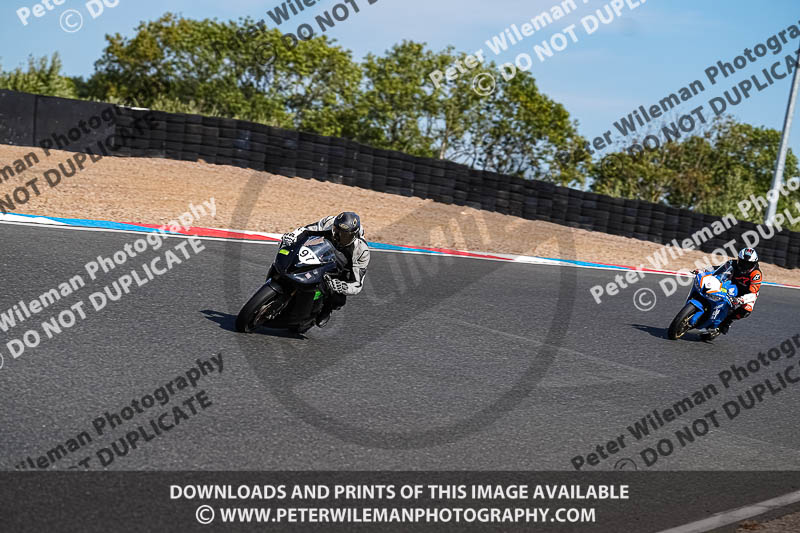 enduro digital images;event digital images;eventdigitalimages;mallory park;mallory park photographs;mallory park trackday;mallory park trackday photographs;no limits trackdays;peter wileman photography;racing digital images;trackday digital images;trackday photos